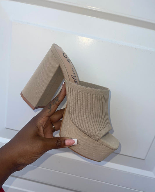 “SANDY” Nude Heel