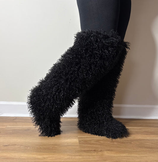 “MYNK” Black Fur Boot